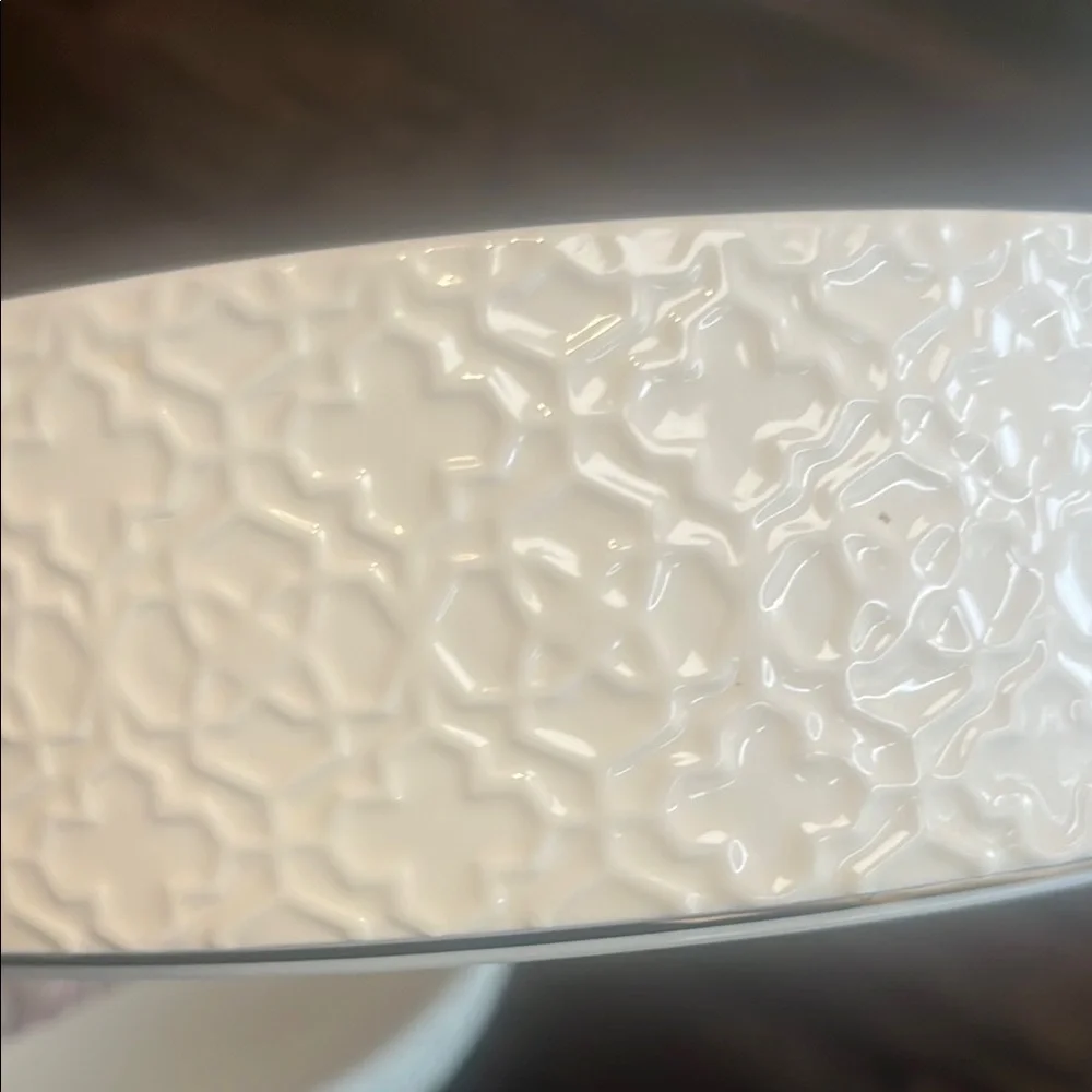 Kendra Scott Cream Dog Bowl